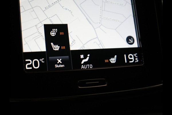 Volvo XC40 T4 Ultimate Bright PHEV 211pk Dealer O.H. | Adaptive Cruise | 360 Camera | Harman / Kardon | Alcantara Sportstoelen Memory | Apple Carplay | Stuur Verwarmd | Blis | Keyless | Navigatie | DAB | Plug In Hybrid |