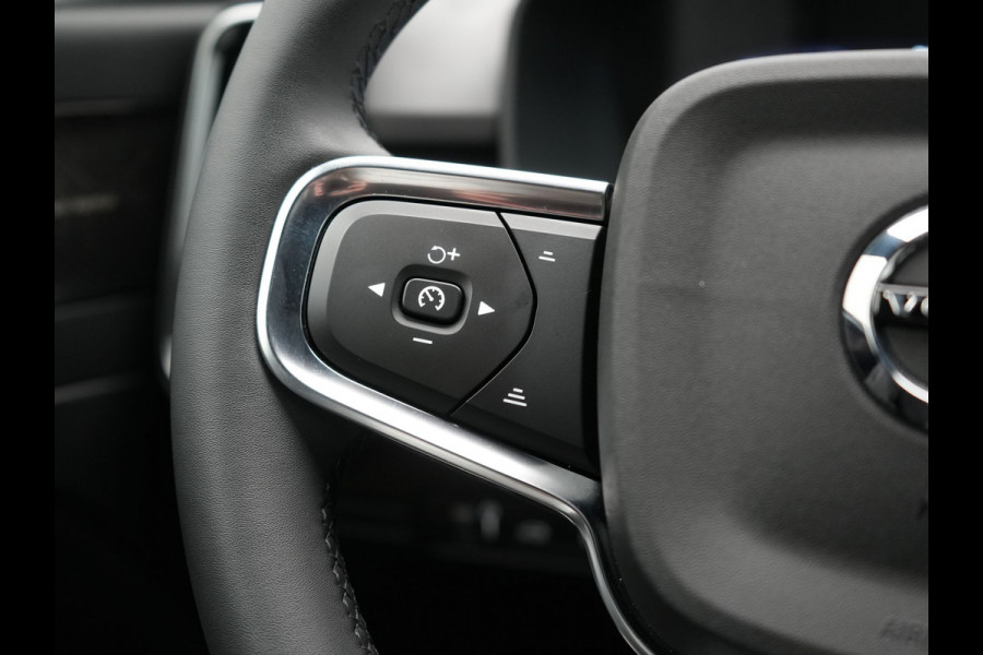 Volvo XC40 T4 Ultimate Bright PHEV 211pk Dealer O.H. | Adaptive Cruise | 360 Camera | Harman / Kardon | Alcantara Sportstoelen Memory | Apple Carplay | Stuur Verwarmd | Blis | Keyless | Navigatie | DAB | Plug In Hybrid |