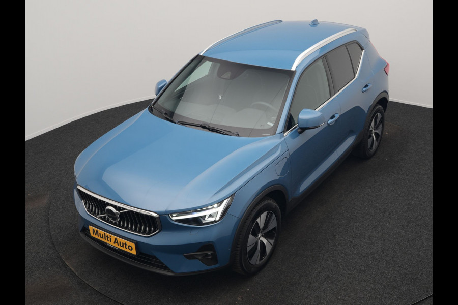 Volvo XC40 T4 Ultimate Bright PHEV 211pk Dealer O.H. | Adaptive Cruise | 360 Camera | Harman / Kardon | Alcantara Sportstoelen Memory | Apple Carplay | Stuur Verwarmd | Blis | Keyless | Navigatie | DAB | Plug In Hybrid |