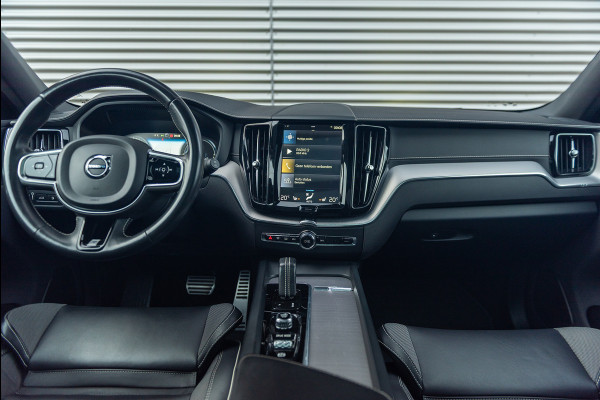 Volvo XC60 T8 Aut. R-Design Leder Parkeercamera Stoelverwarming 390pk