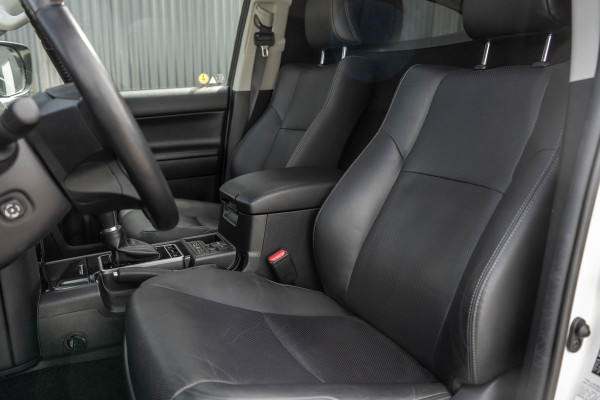 Toyota Land Cruiser 2.8D-4D | 204 PK | 4X4 | Vol Opties | Automaat | Luchtvering | 360° camera | Adapt.Cruise | Stoelverw. & -koeling | LED