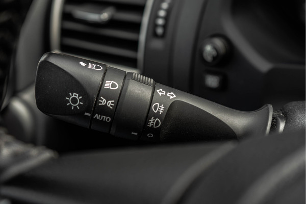 Toyota Land Cruiser 2.8D-4D | 204 PK | 4X4 | Vol Opties | Automaat | Luchtvering | 360° camera | Adapt.Cruise | Stoelverw. & -koeling | LED