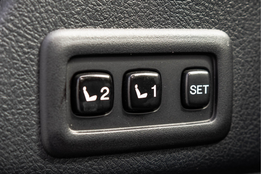 Toyota Land Cruiser 2.8D-4D | 204 PK | 4X4 | Vol Opties | Automaat | Luchtvering | 360° camera | Adapt.Cruise | Stoelverw. & -koeling | LED