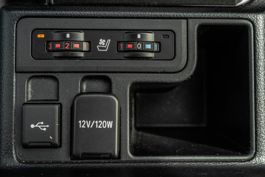 Toyota Land Cruiser 2.8D-4D | 204 PK | 4X4 | Vol Opties | Automaat | Luchtvering | 360° camera | Adapt.Cruise | Stoelverw. & -koeling | LED