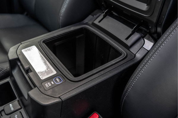 Toyota Land Cruiser 2.8D-4D | 204 PK | 4X4 | Vol Opties | Automaat | Luchtvering | 360° camera | Adapt.Cruise | Stoelverw. & -koeling | LED