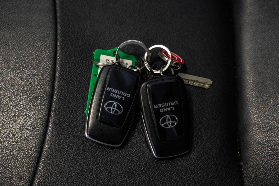 Toyota Land Cruiser 2.8D-4D | 204 PK | 4X4 | Vol Opties | Automaat | Luchtvering | 360° camera | Adapt.Cruise | Stoelverw. & -koeling | LED