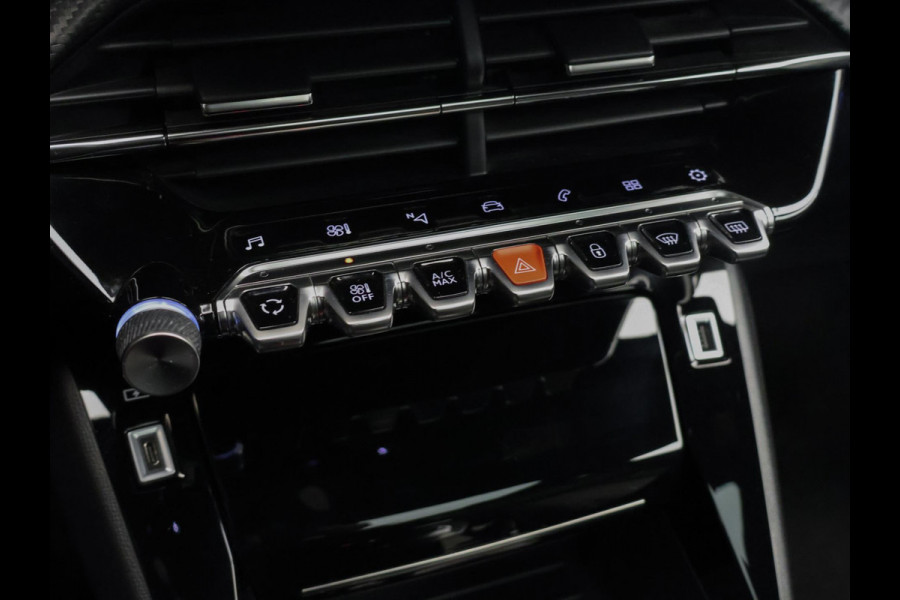 Peugeot 208 1.2 PureTech GT-line Sport (APPLE CARPLAY,NAVI,CAMERA,DIGITAL COCKPIT,CLIMATE,CRUISE,GETINT,SPORTSTOELEN,LM VELGEN)