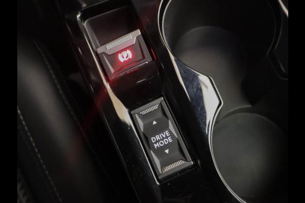 Peugeot 208 1.2 PureTech GT-line Sport (APPLE CARPLAY,NAVI,CAMERA,DIGITAL COCKPIT,CLIMATE,CRUISE,GETINT,SPORTSTOELEN,LM VELGEN)