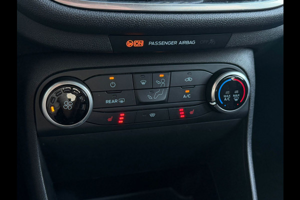 Ford Fiesta 1.1 ACTIVE SPORT,stoelverwarming, adaptief cruise controle, parkeersensoren voor en achter, luxe uitvoering