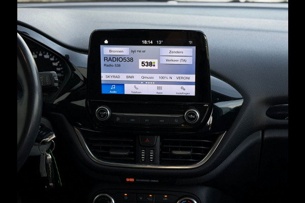 Ford Fiesta 1.1 ACTIVE SPORT,stoelverwarming, adaptief cruise controle, parkeersensoren voor en achter, luxe uitvoering