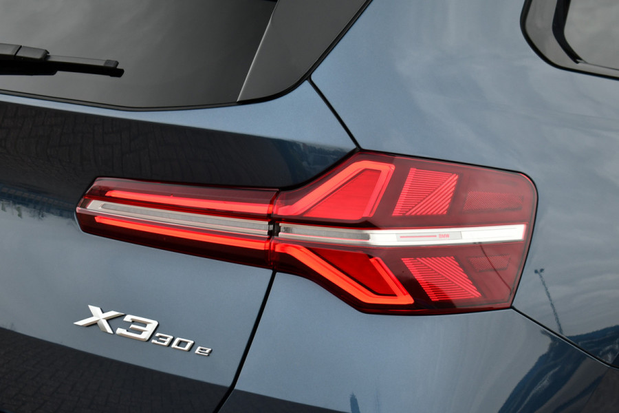 BMW X3 30e xDrive M-Sport Pano ACC 360 H/K HUD 20inch