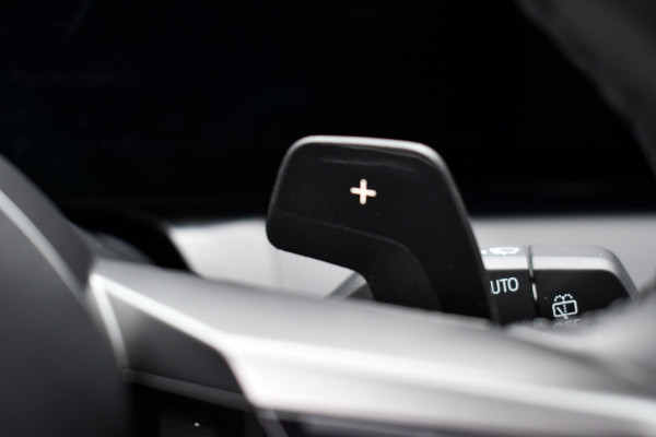 BMW X3 30e xDrive M-Sport Pano ACC 360 H/K HUD 20inch