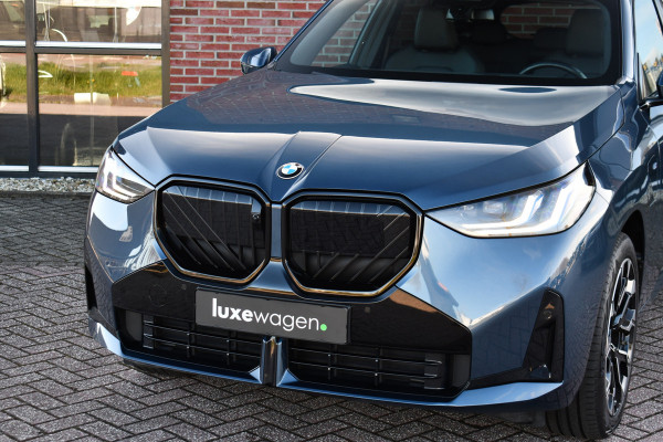 BMW X3 30e xDrive M-Sport Pano ACC 360 H/K HUD 20inch