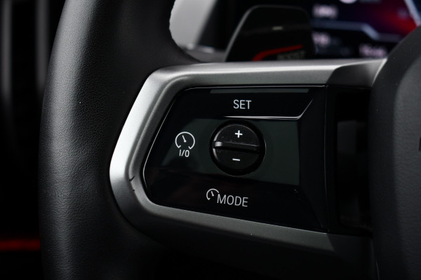 BMW X3 30e xDrive M-Sport Pano ACC 360 H/K HUD 20inch