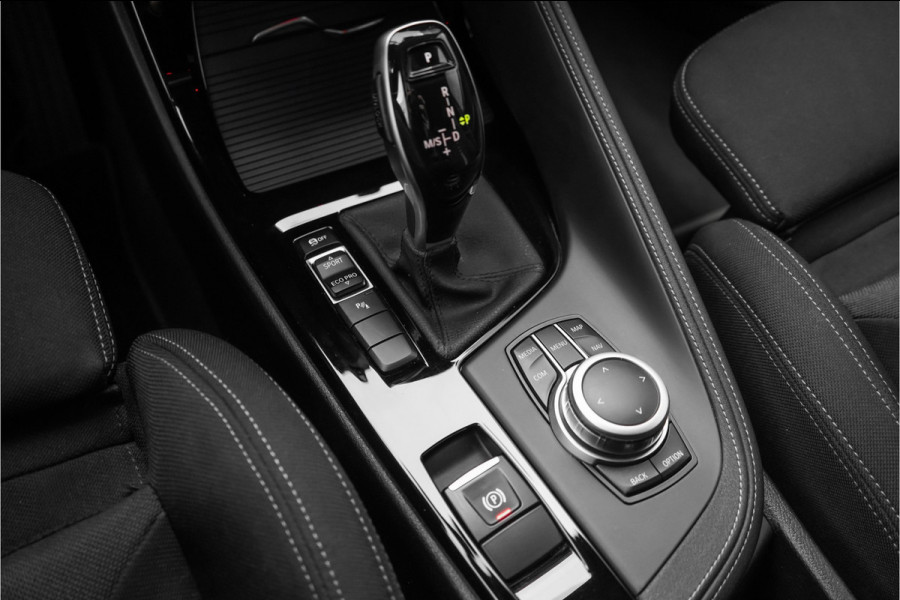 BMW X2 sDrive18i Automaat Sportstoel Stoel & Stuurverw Trekhaak