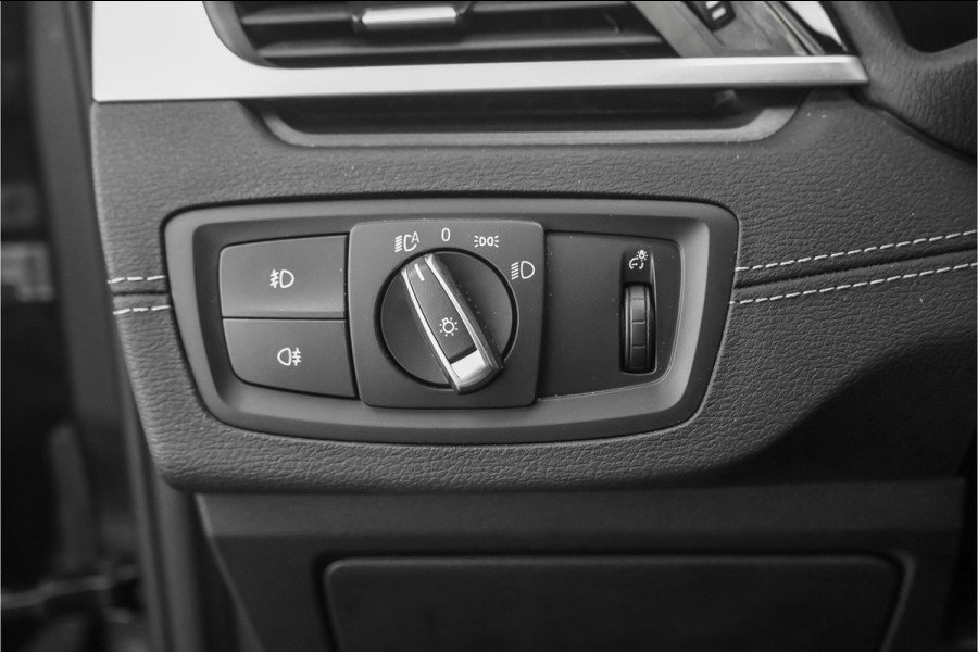 BMW X2 sDrive18i Automaat Sportstoel Stoel & Stuurverw Trekhaak