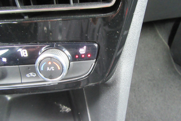 Opel Mokka 1.2 Turbo 130PK GS Line Automaat, Dode hoek, Carplay, Stoelverw.