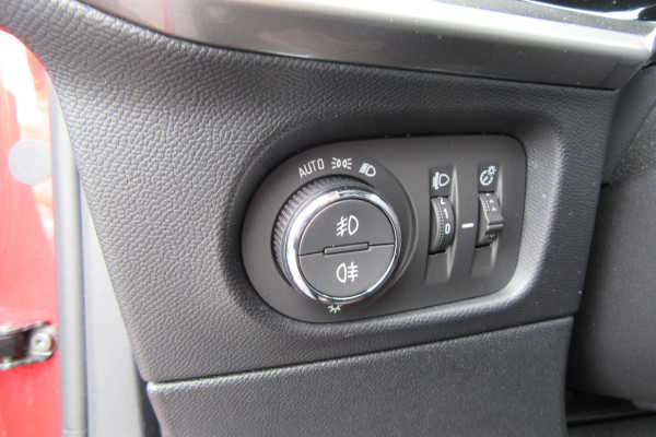 Opel Mokka 1.2 Turbo 130PK GS Line Automaat, Dode hoek, Carplay, Stoelverw.