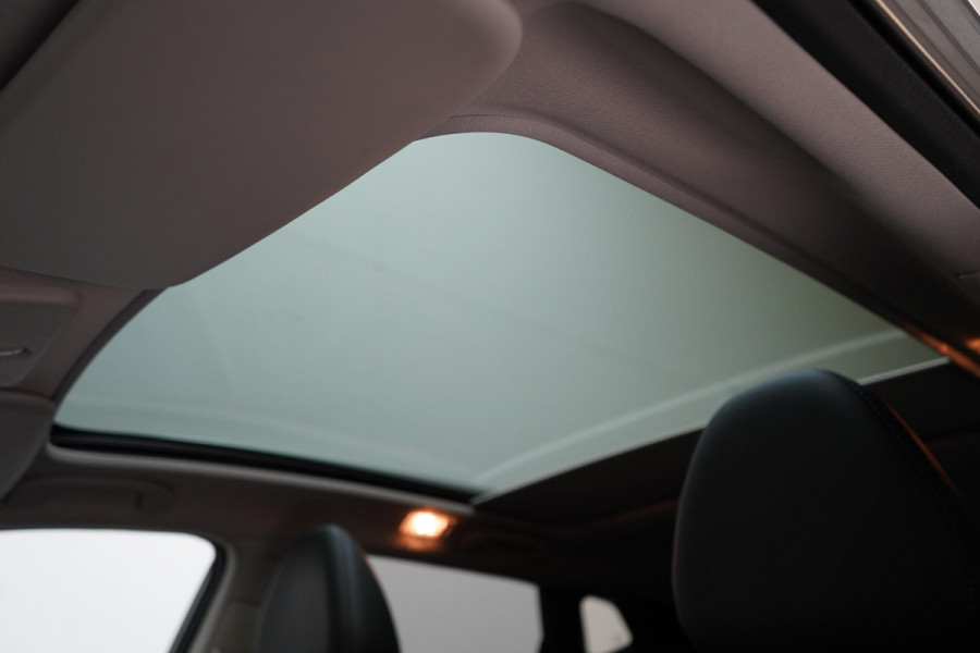 Nissan QASHQAI 1.2 N-Connecta Automaat | Navigatie | 360 camera | Cruise control | Lm velgen | Trekhaak afn.