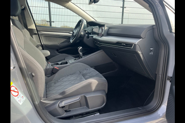 Volkswagen Golf Variant 1.0 TSI Life | 1ste eigenaar| Carplay | PDC |