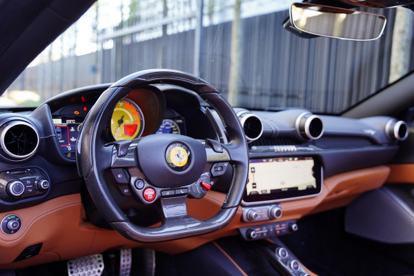 Ferrari Portofino 3.9 V8 HELE / Historical Color / Magneride / Carbon