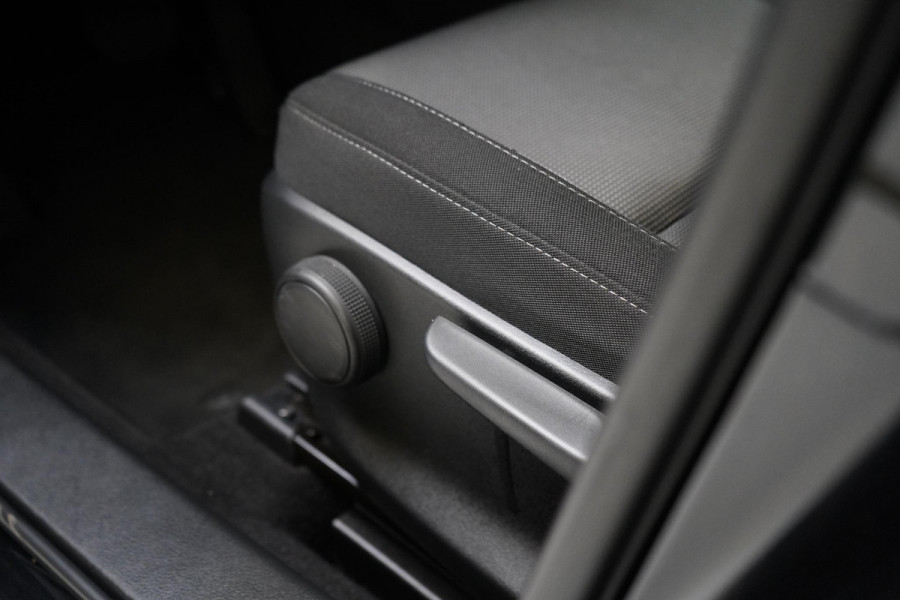 Mazda CX-30 2.0 e-SkyActiv-G M Hybrid Comfort | Head-Up | Stoelverwarming | Stuurverwarming | Adaptive