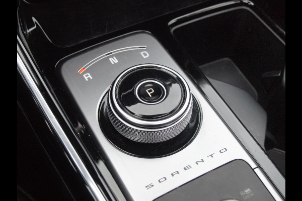 Kia Sorento 1.6 T-GDI Plug-in Hybrid 4WD DynamicPlusLine 7p. | Panoramadak | Camera | Apple Carplay | Cruise Control | BOSE |