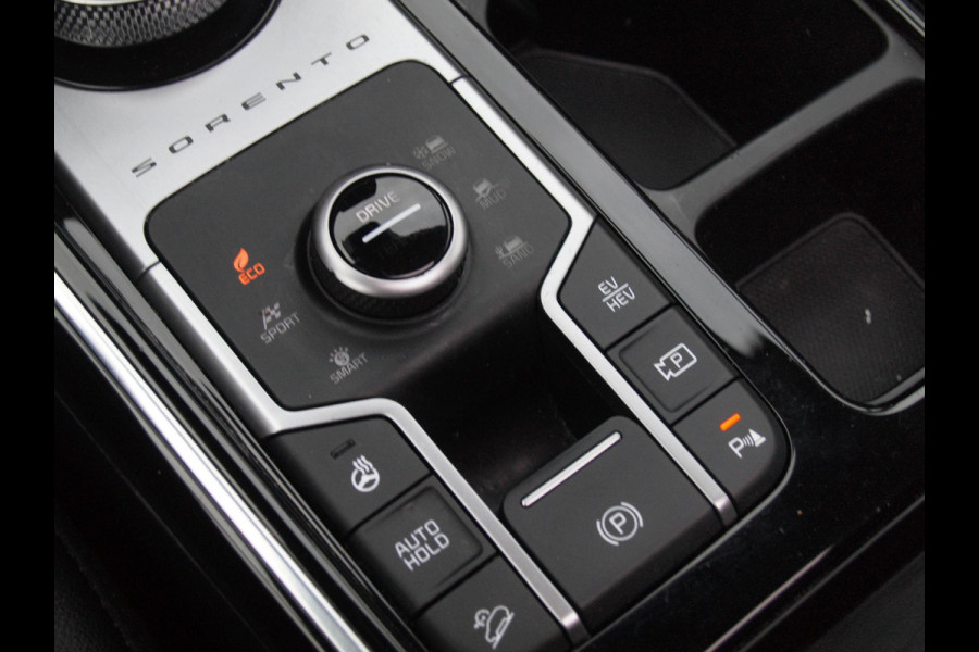 Kia Sorento 1.6 T-GDI Plug-in Hybrid 4WD DynamicPlusLine 7p. | Panoramadak | Camera | Apple Carplay | Cruise Control | BOSE |
