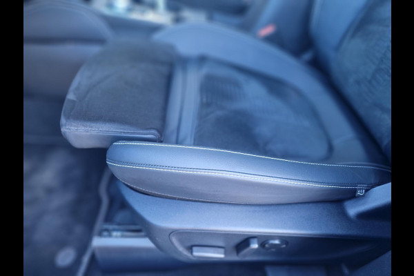 Ford Kuga 2.5 PHEV Active X 243pk | Driver Assist Pack | Tech.Pack | All Season banden | Panoramadak