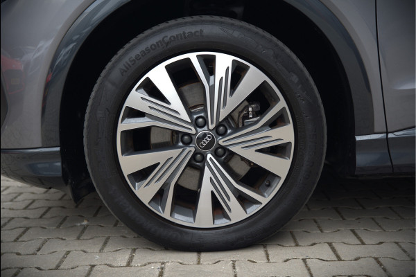 Audi Q4 e-tron 35 Launch edition Advanced 55 kWh | Stoelverwarming | Cruise Control | Navigatie | Apple Carplay | Keyless | Parkeersensoren | RS Seats | Matrix LED | BTW | NAP