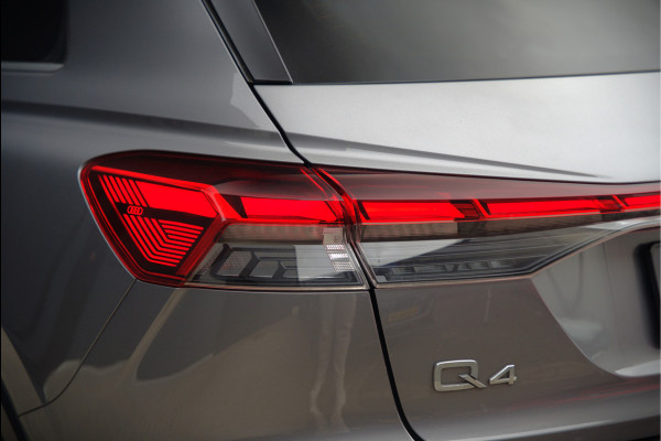 Audi Q4 e-tron 35 Launch edition Advanced 55 kWh | Stoelverwarming | Cruise Control | Navigatie | Apple Carplay | Keyless | Parkeersensoren | RS Seats | Matrix LED | BTW | NAP