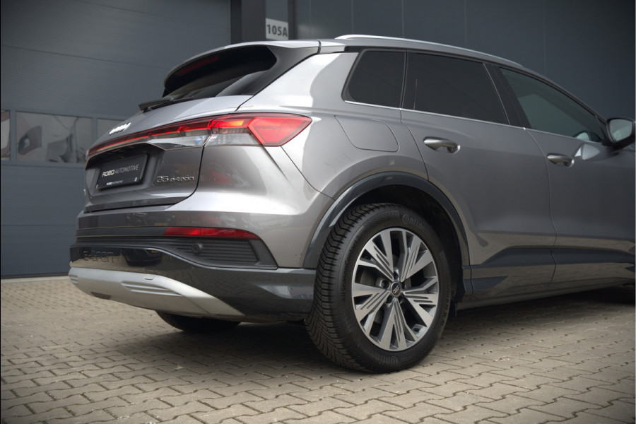 Audi Q4 e-tron 35 Launch edition Advanced 55 kWh | Stoelverwarming | Cruise Control | Navigatie | Apple Carplay | Keyless | Parkeersensoren | RS Seats | Matrix LED | BTW | NAP