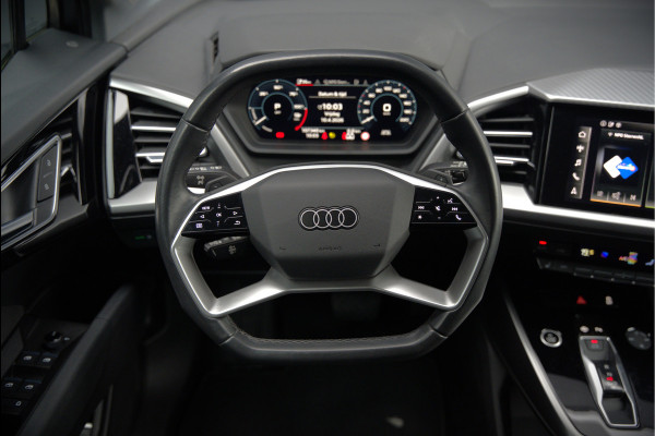 Audi Q4 e-tron 35 Launch edition Advanced 55 kWh | Stoelverwarming | Cruise Control | Navigatie | Apple Carplay | Keyless | Parkeersensoren | RS Seats | Matrix LED | BTW | NAP