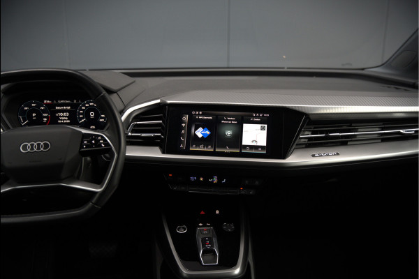 Audi Q4 e-tron 35 Launch edition Advanced 55 kWh | Stoelverwarming | Cruise Control | Navigatie | Apple Carplay | Keyless | Parkeersensoren | RS Seats | Matrix LED | BTW | NAP