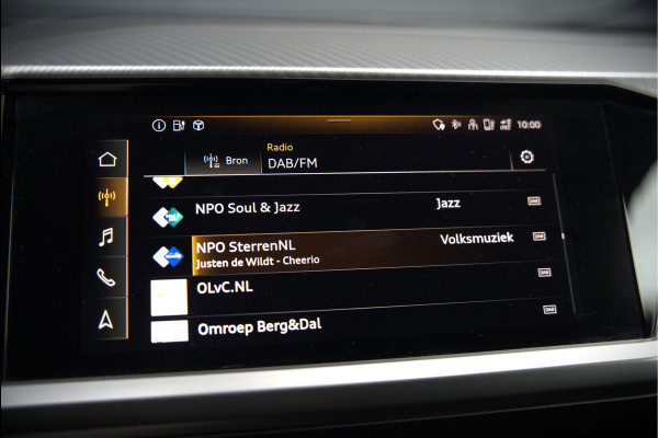 Audi Q4 e-tron 35 Launch edition Advanced 55 kWh | Stoelverwarming | Cruise Control | Navigatie | Apple Carplay | Keyless | Parkeersensoren | RS Seats | Matrix LED | BTW | NAP