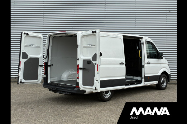 Volkswagen Crafter 2.0TDI 140PK L3H2 Automaat LED Standkachel Cruise Carplay Trekhaak Stoelverwarming Stuurwielverwarming