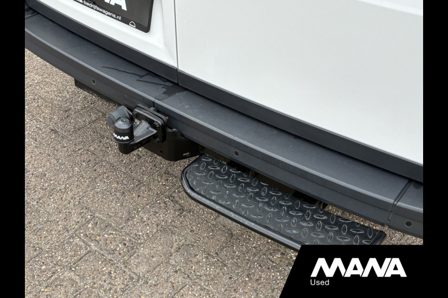 Volkswagen Crafter 2.0TDI 140PK L3H2 Automaat LED Standkachel Cruise Carplay Trekhaak Stoelverwarming Stuurwielverwarming