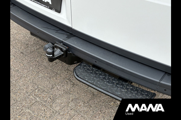 Volkswagen Crafter 2.0TDI 140PK L3H2 Automaat LED Standkachel Cruise Carplay Trekhaak Stoelverwarming Stuurwielverwarming