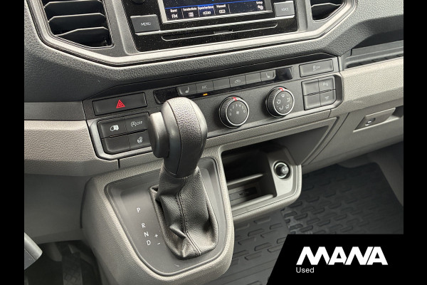 Volkswagen Crafter 2.0TDI 140PK L3H2 Automaat LED Standkachel Cruise Carplay Trekhaak Stoelverwarming Stuurwielverwarming