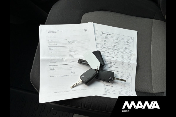 Volkswagen Crafter 2.0TDI 140PK L3H2 Automaat LED Standkachel Cruise Carplay Trekhaak Stoelverwarming Stuurwielverwarming