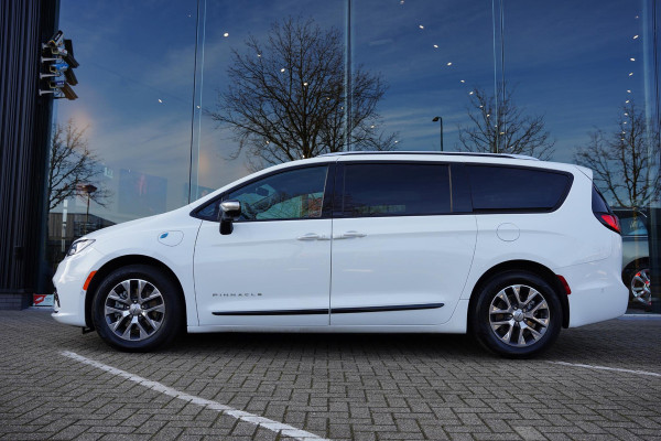 Chrysler Pacifica 3.6 V6 Hybrid GERESERVEERD