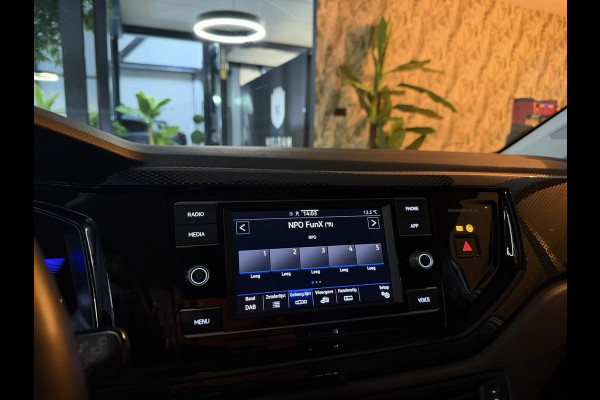 Volkswagen Polo 1.0 TSI Life Business Garantie Carplay StoelVW Airco Adaptieve Cruise Navi Led Dab Front Ass Rijklaar