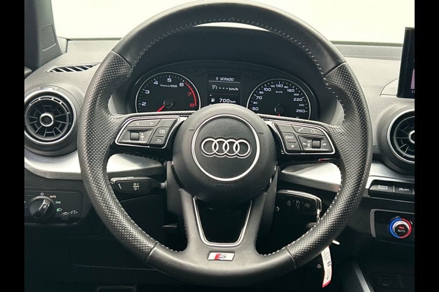Audi Q2 1.4 TFSI CoD Sport | 2x S-Line | Leder | Navigatie | 18'' Velgen | Origineel NL