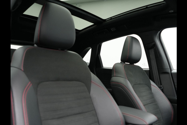 Ford Kuga 2.5 ST-Line X PHEV 225pk Dealer O.H. | Trekhaak Af Fabriek | Panodak | Adaptive Cruise | Head Up | 360 Camera | Bang & Olufsen | Alcantara Sportstoelen & Stuur Verwarmd | Keyless | Blis | Navigatie | DAB | Plug In Hybrid |