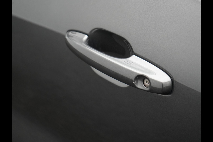 Ford Kuga 2.5 ST-Line X PHEV 225pk Dealer O.H. | Trekhaak Af Fabriek | Panodak | Adaptive Cruise | Head Up | 360 Camera | Bang & Olufsen | Alcantara Sportstoelen & Stuur Verwarmd | Keyless | Blis | Navigatie | DAB | Plug In Hybrid |