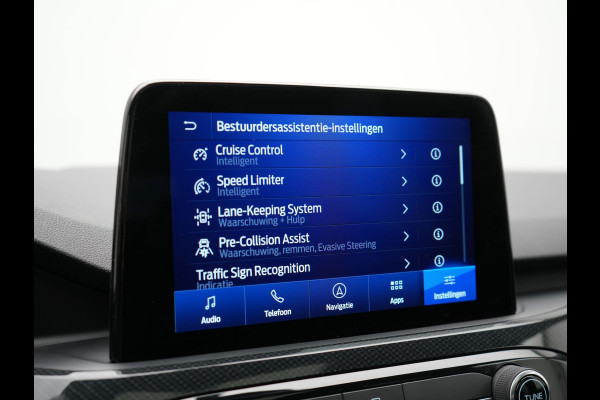 Ford Kuga 2.5 ST-Line X PHEV 225pk Dealer O.H. | Trekhaak Af Fabriek | Panodak | Adaptive Cruise | Head Up | 360 Camera | Bang & Olufsen | Alcantara Sportstoelen & Stuur Verwarmd | Keyless | Blis | Navigatie | DAB | Plug In Hybrid |