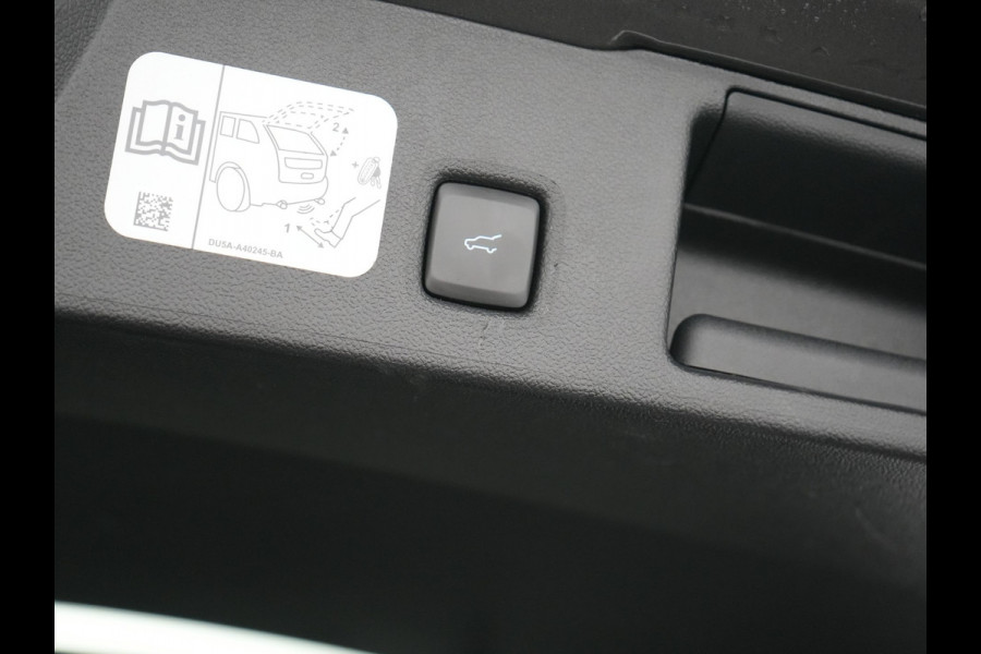 Ford Kuga 2.5 ST-Line X PHEV 225pk Dealer O.H. | Trekhaak Af Fabriek | Panodak | Adaptive Cruise | Head Up | 360 Camera | Bang & Olufsen | Alcantara Sportstoelen & Stuur Verwarmd | Keyless | Blis | Navigatie | DAB | Plug In Hybrid |