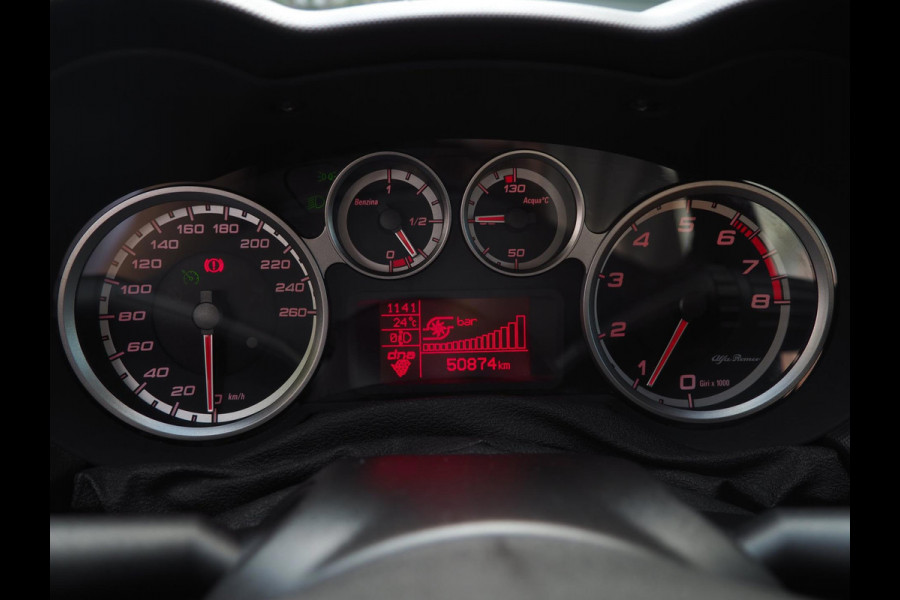 Alfa Romeo MiTo 0.9 TwinAir Super 105PK / Leder / Navigatie / DAB / Clima