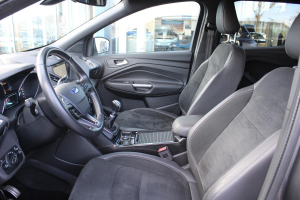 Ford Kuga 1.5 EcoBoost ST Line | Trekhaak 1800KG | Climate Control | Navigatie | Camera | Cruise Control |