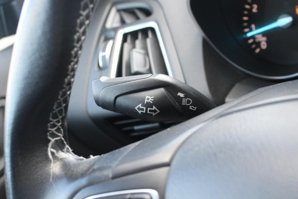 Ford Kuga 1.5 EcoBoost ST Line | Trekhaak 1800KG | Climate Control | Navigatie | Camera | Cruise Control |